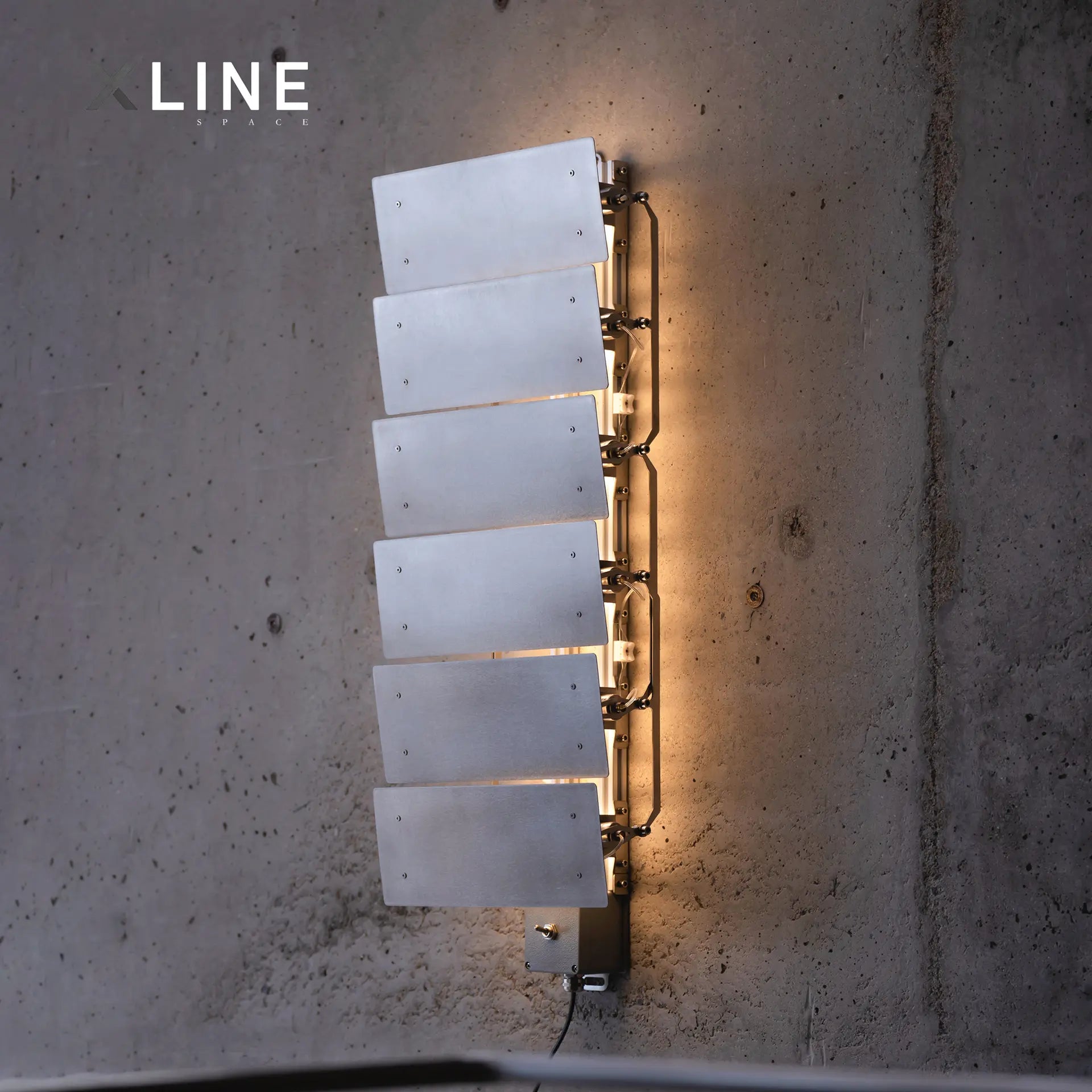 Xlinespace Multi-Panel Adjustable Wall Lamp – Modern Ambient Lighting