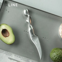 Xlinespace Arcta Blade 01 – Art-Inspired Fruit Knife with Stand, Decorative Peeler for Kitchen & Gift
