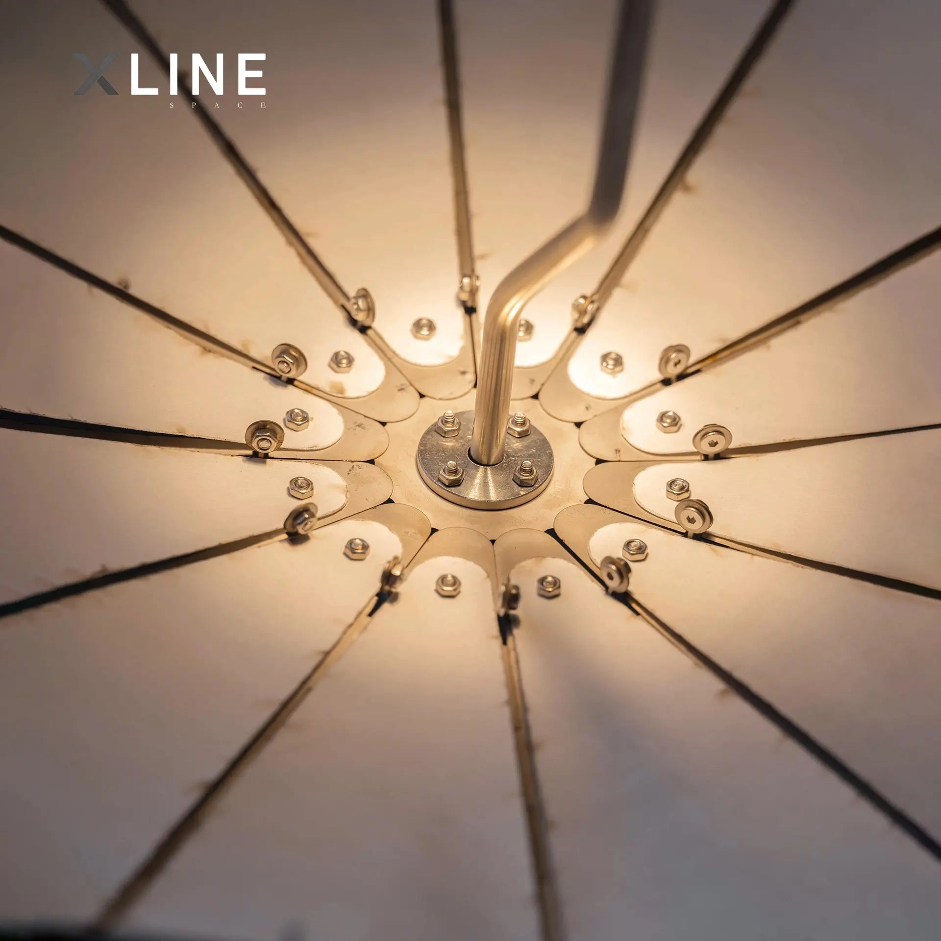 Xlinespace StellarTrack Portable Floor Lamp – Modern Movable Lighting with Adjustable Design