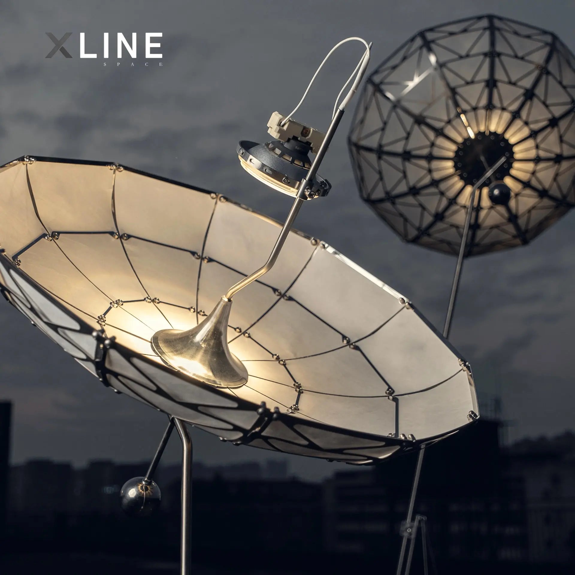 Xlinespace StellarTrack Portable Floor Lamp – Modern Movable Lighting with Adjustable Design