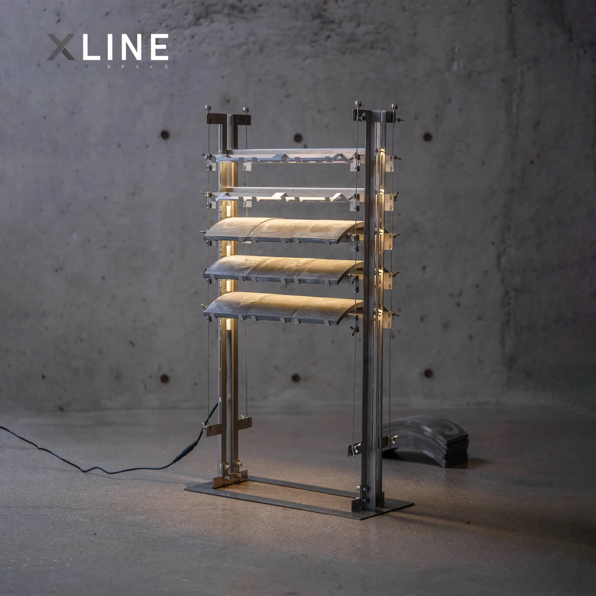 Xlinespace Eaves Floor Lamp – Modern Architectural Design with Soft Ambient Lighting