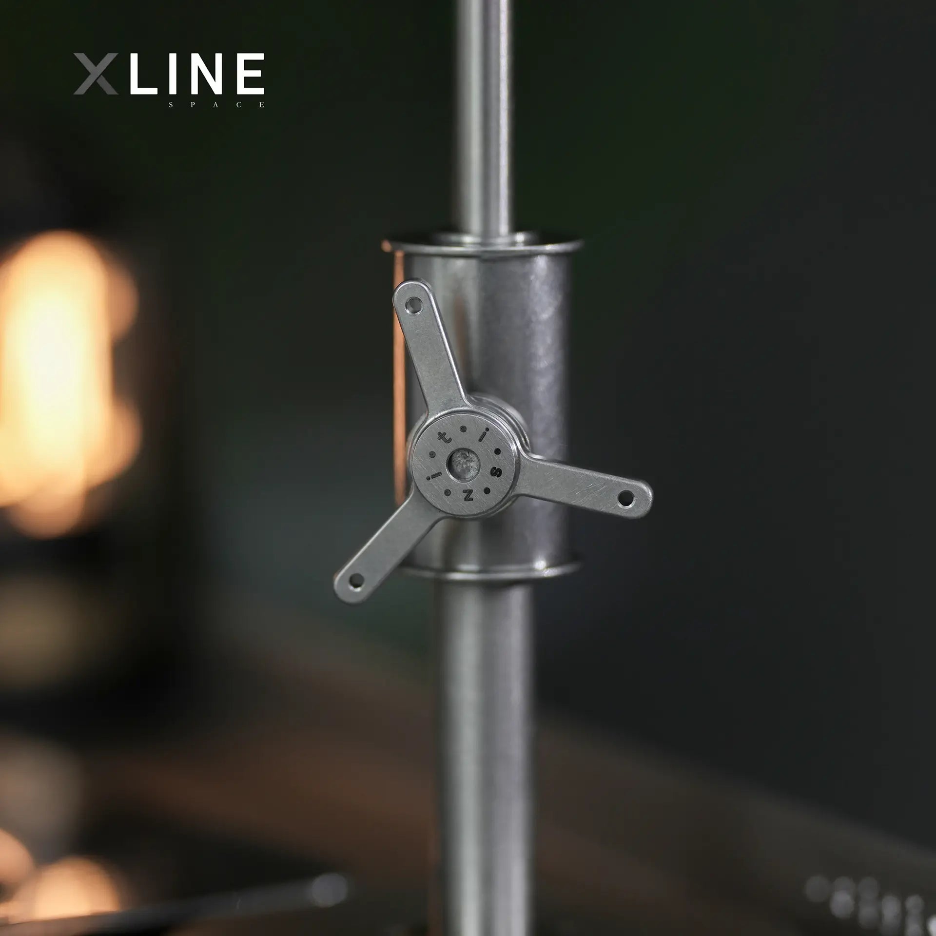 Xlinespace Galaxy I – Stainless Steel Desktop Candle Stand