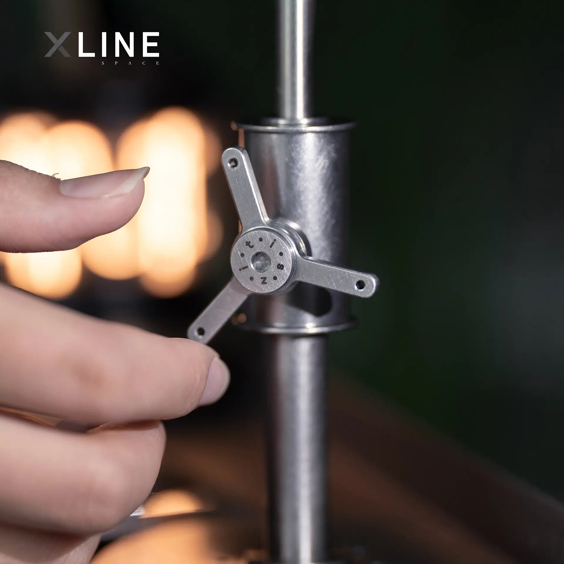 Xlinespace Galaxy I – Stainless Steel Desktop Candle Stand