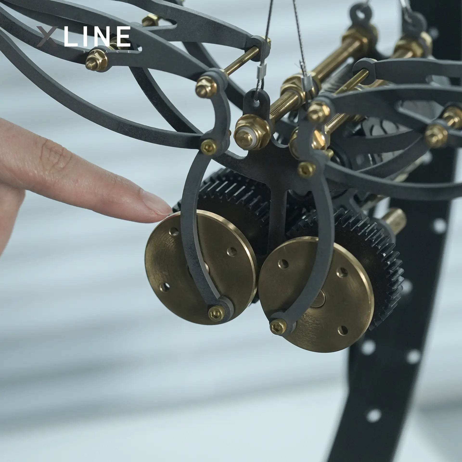 Xlinespace Mechanical Bird Desktop Sculpture – Unique Flying Bird Figurine for Home or Office Decor