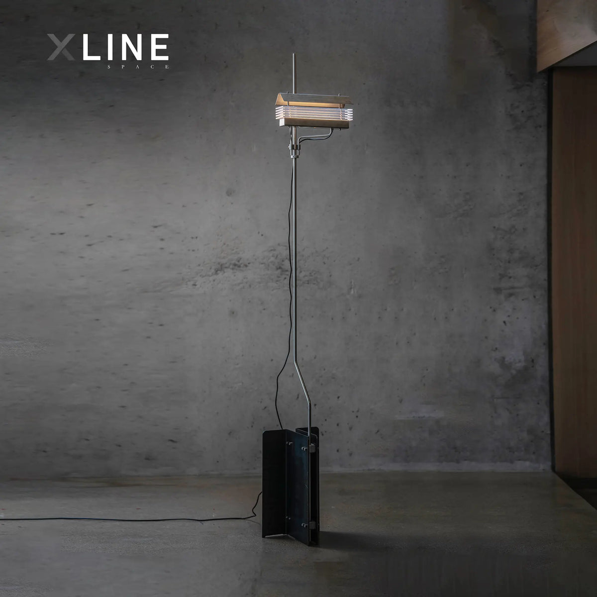 Xlinespace Modern Floor Lamp with Oriental Aesthetic – Minimalist Design in 304 Stainless Steel and Acrylic