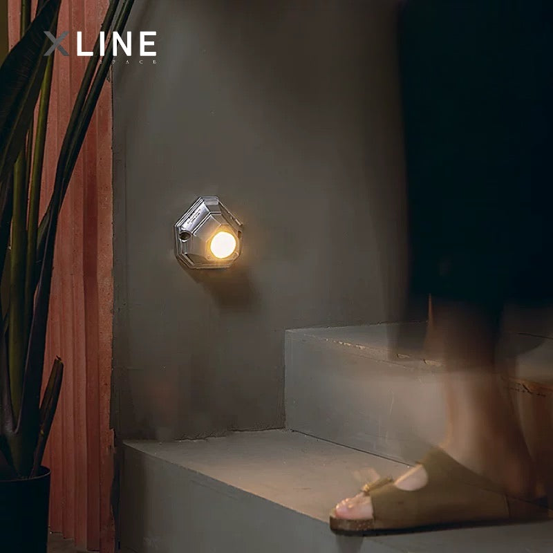 Xlinespace Sleek Polyhedral Cast Aluminum LED Wall Light –  Modern Design for Hallways & Corridors